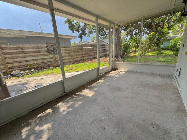 Building Photo - 3883 Hawkeye Cir