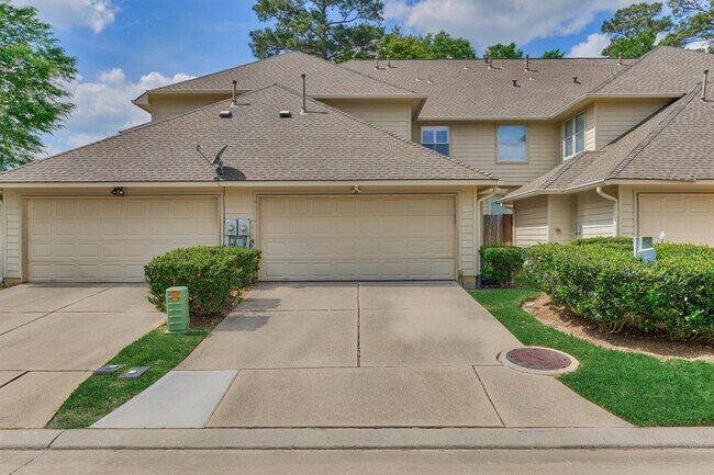 Building Photo - 27 Medley Ln