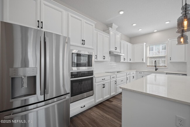 Building Photo - 11301 Barrier Beach Pl