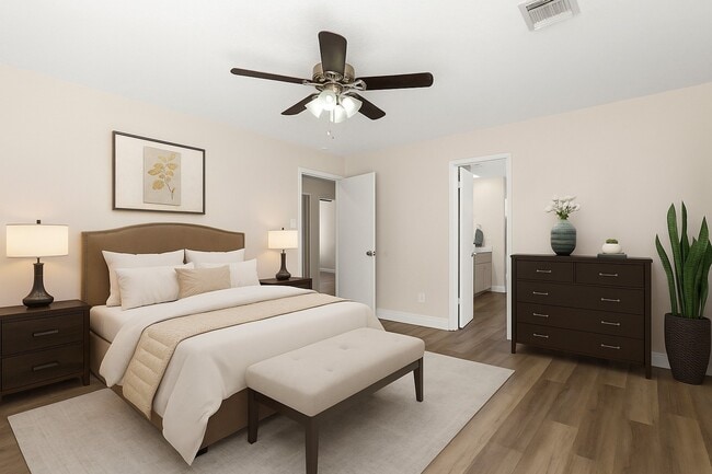 Building Photo - 3803 Redbud Dr