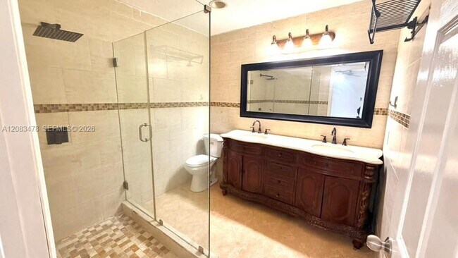 Building Photo - 10620 SW 146th Ct