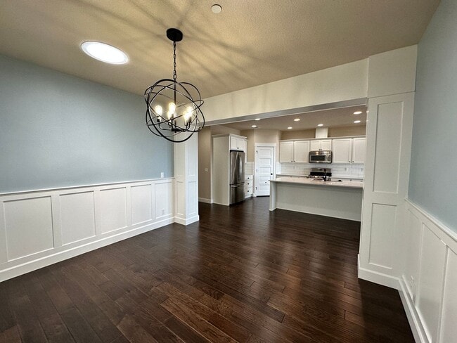 Building Photo - Gorgeous 4 Bedroom 2.5-Bath House in Tigar...