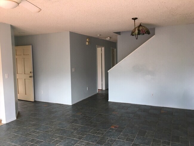 Building Photo - 87-117 Kulahanai PL