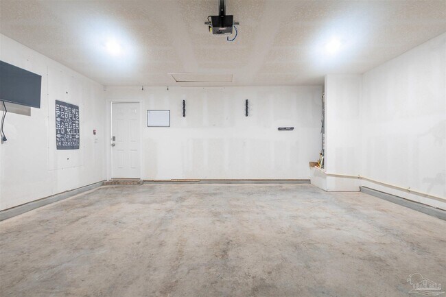 Building Photo - 2850 Patriot Ridge Dr