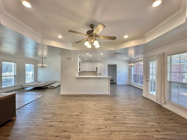 Building Photo - Almost Ready! 3/2/2 On 1 Acre in Brownsboro!