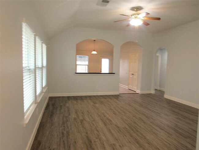 Building Photo - 21722 Prairie Spring Ln