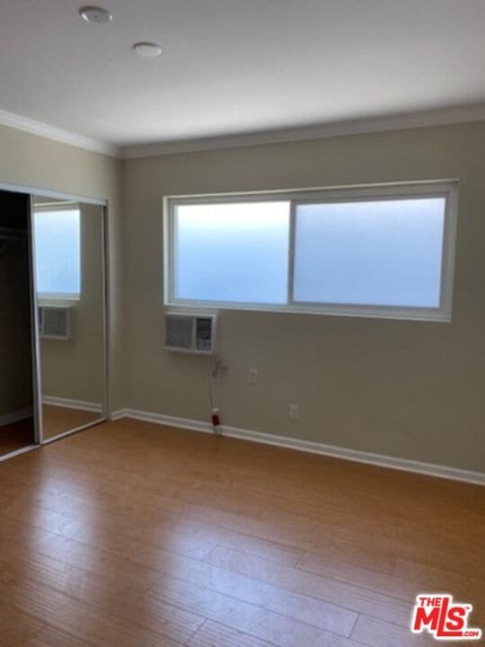 Building Photo - 12823 Kling St