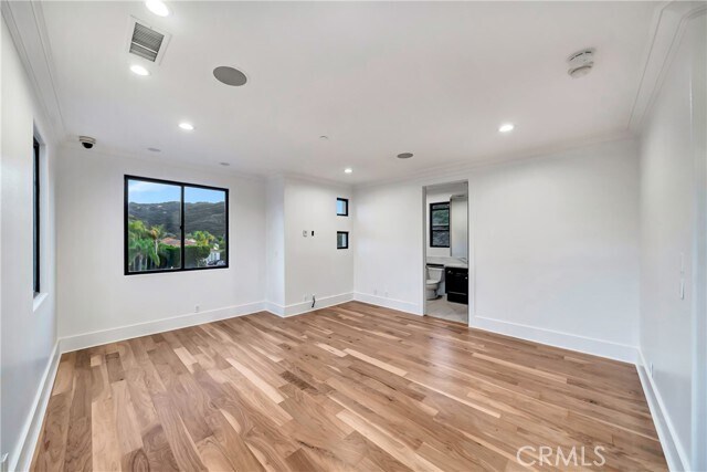 Building Photo - 4165 Elm View