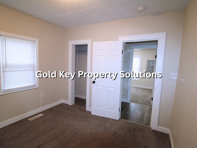 Building Photo - Updated 3 BR 1 BA House with Upgraded Appliances (SECTION 8 APPROVED)