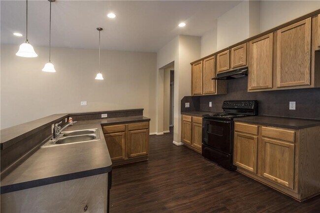 Building Photo - 23031 Harrowby Dr