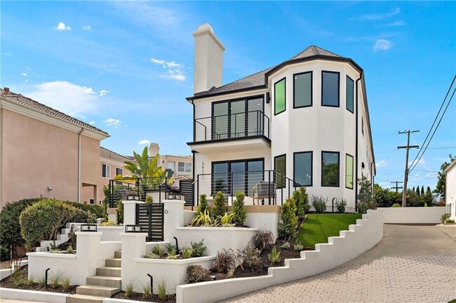 Primary Photo - 26141 Via California