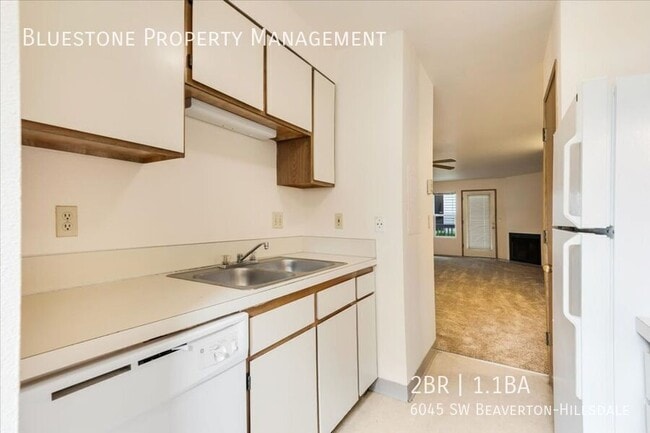 Building Photo - 6045 SW Beaverton-Hillsdale-