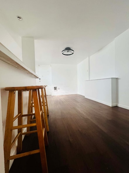 Building Photo - 6600 Hegerman St