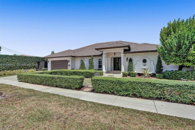 Building Photo - 13015 Biscayne Island Terrace