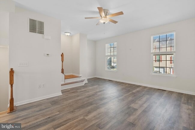 Building Photo - 407 Susan Cir