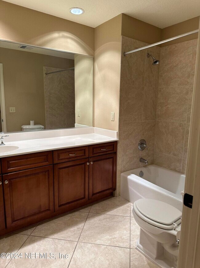 Building Photo - 1478 Riverplace Blvd