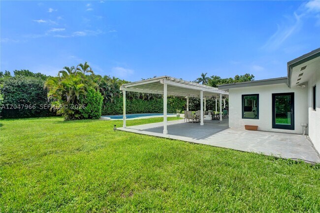 Building Photo - 22421 SW 184th Ave