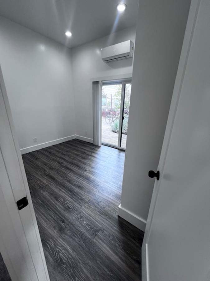 Building Photo - 6235 San Pablo Ave