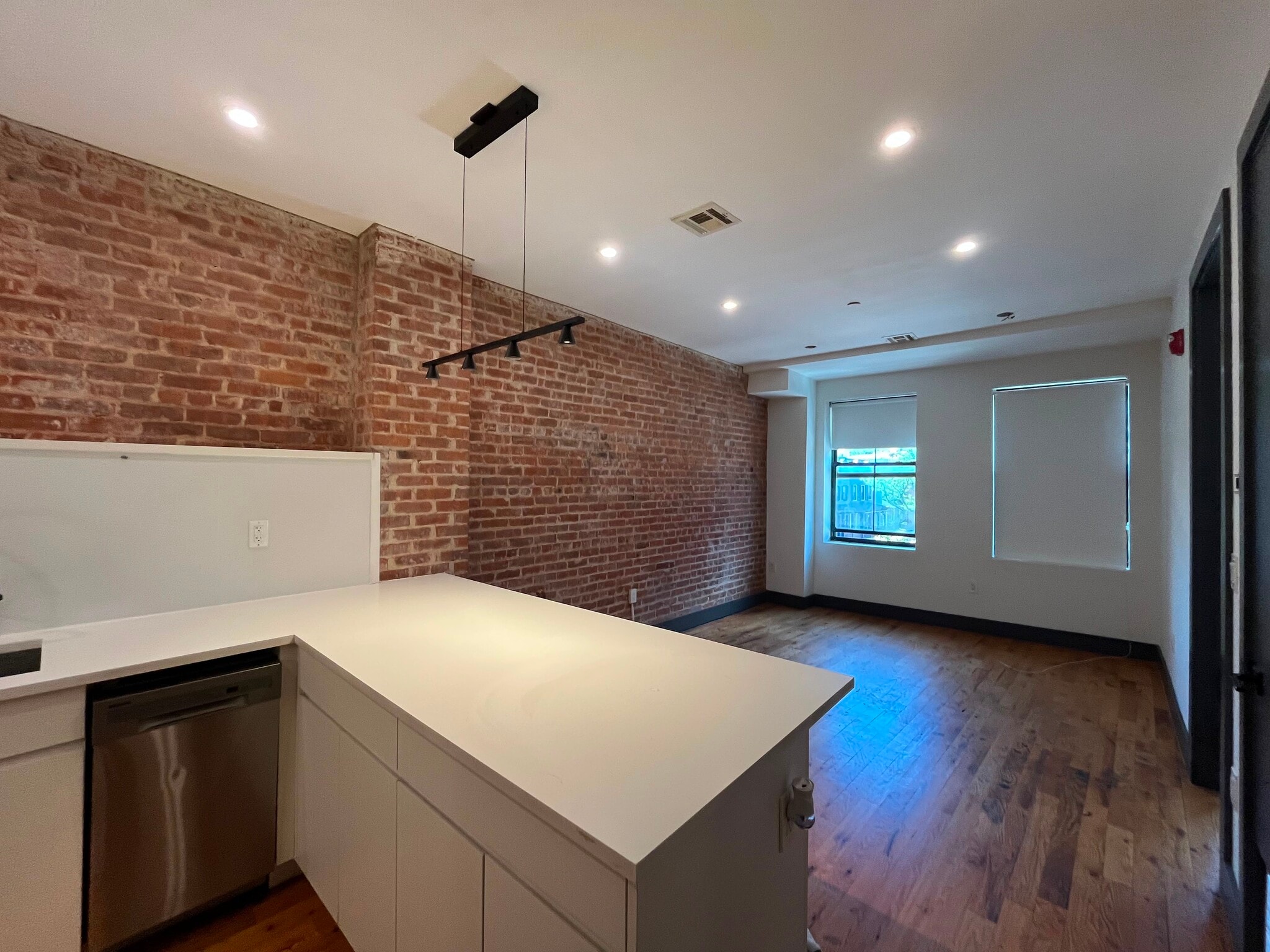 Building Photo - 568 Communipaw Ave