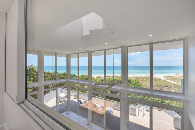 Building Photo - Beach Access & Gulf Views From This Incredible Luxury Home on Longboat Key