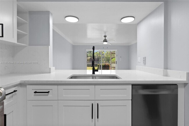 Building Photo - 4100 N 58th Ave
