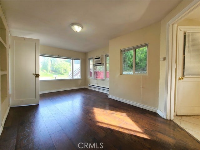 Building Photo - 11298 San Mateo Dr