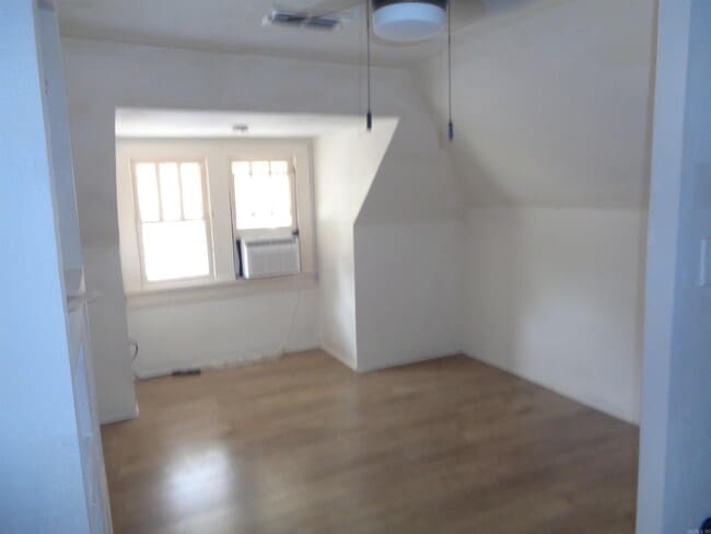 Building Photo - 1507 E 17th Ave