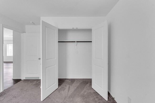 Building Photo - 18406 Cobalt Cove Ln