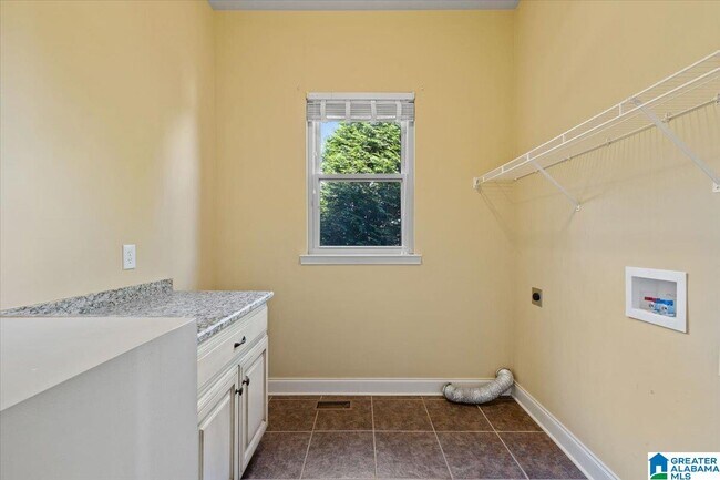 Building Photo - 53 Hidden Highlands Dr