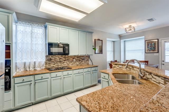 Building Photo - 2031 Knights Ct