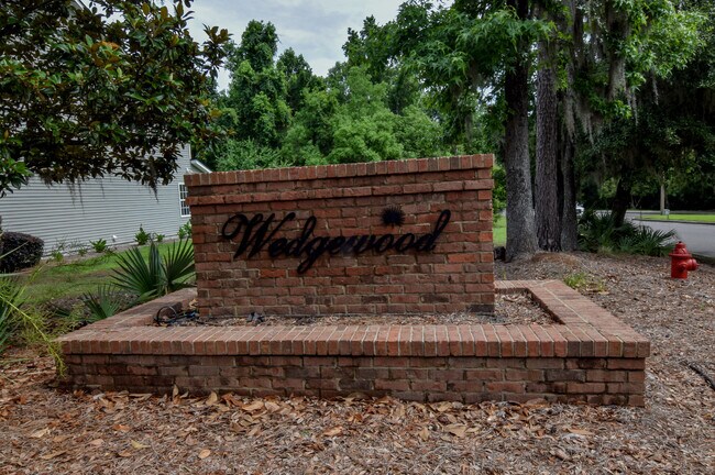 Building Photo - 222 Brookshire Rd