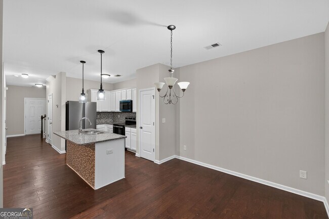 Building Photo - 127 Seabreeze Ct