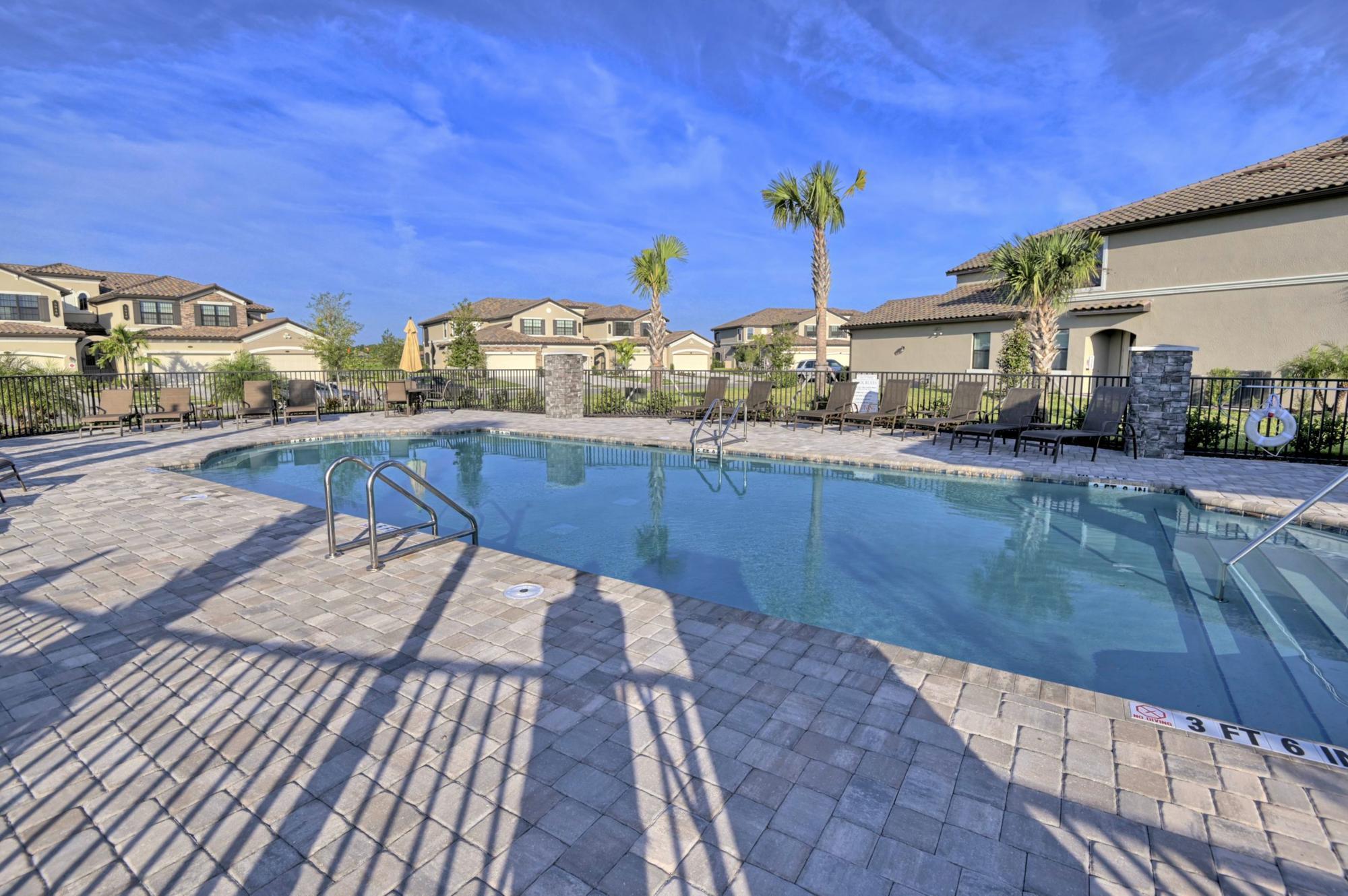 Building Photo - 5934 Wake Forest Run