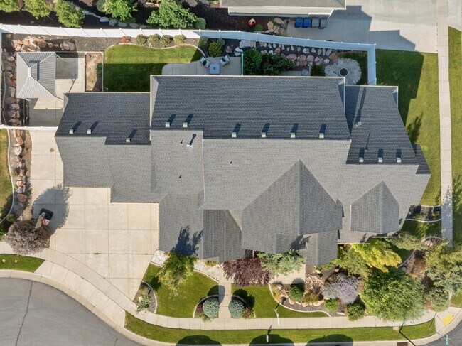 Building Photo - Luxury North Salt Lake Home with Mountain Views, Office & Fully Fenced Yard