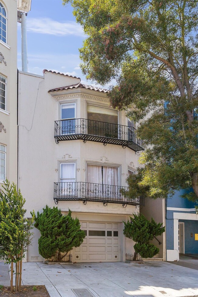 Building Photo - 71 Cervantes Blvd