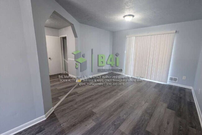 Building Photo - 716 Dunaire Way