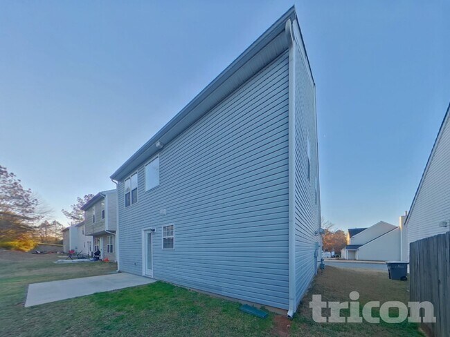 Building Photo - 1481 Mitchell Glen St