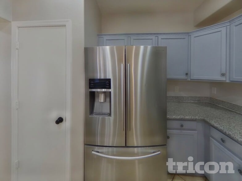 Building Photo - 22227 N 29th Dr