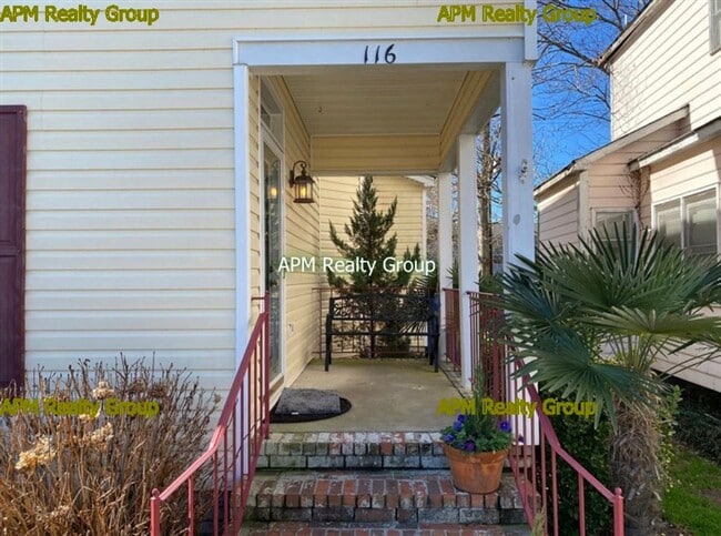 Building Photo - Desirable West Columbia Location