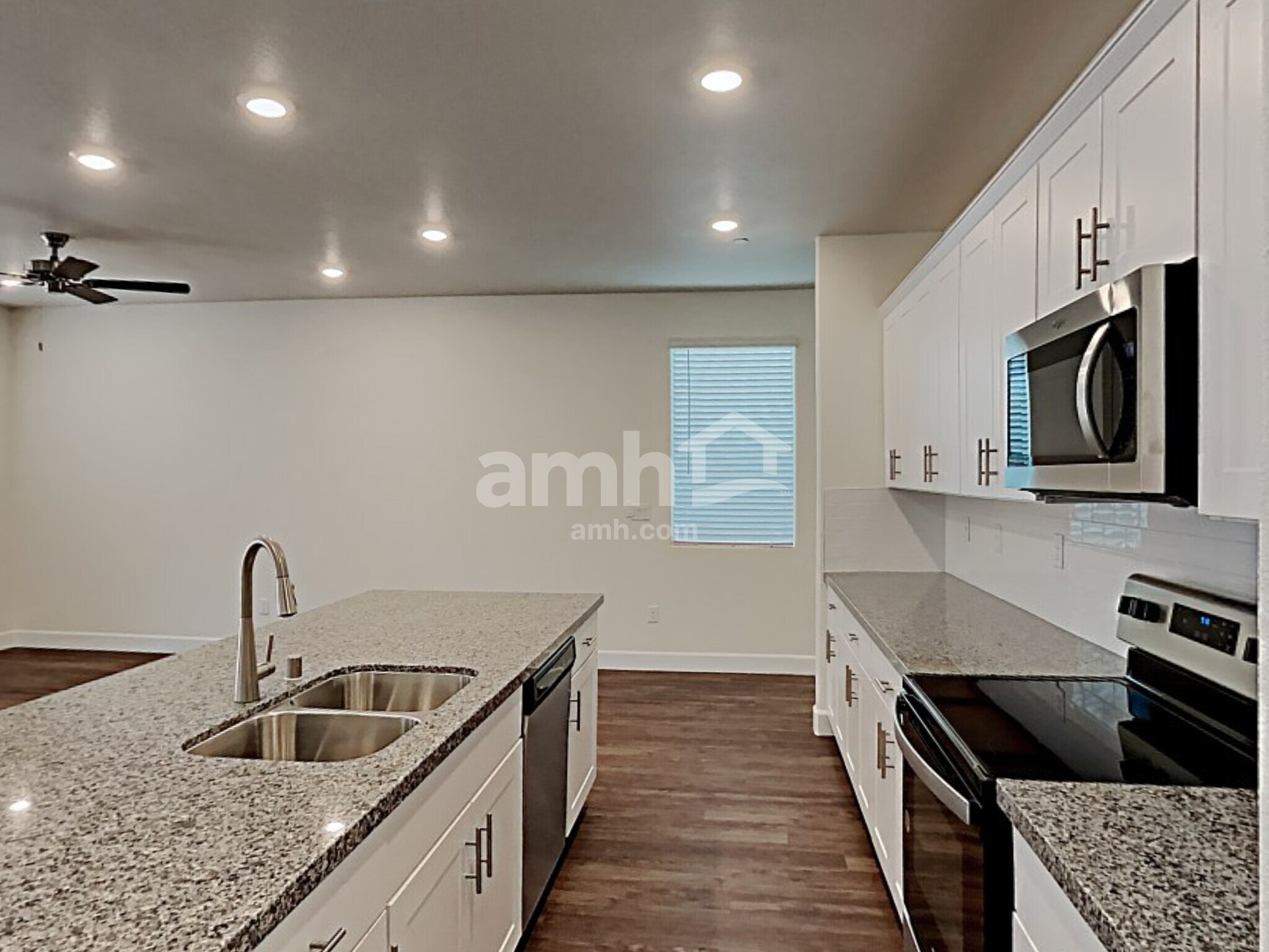 Building Photo - 313 Cape Seville Pl