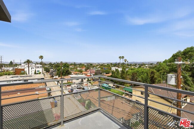 Building Photo - 4980 S Centinela Ave