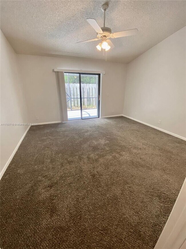 Building Photo - 9870 Watermill Cir