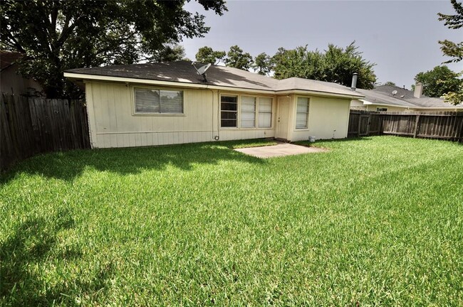 Building Photo - 19006 Twigsworth Ln