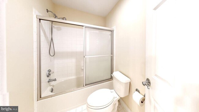 Building Photo - 309 Pure Spring Crescent