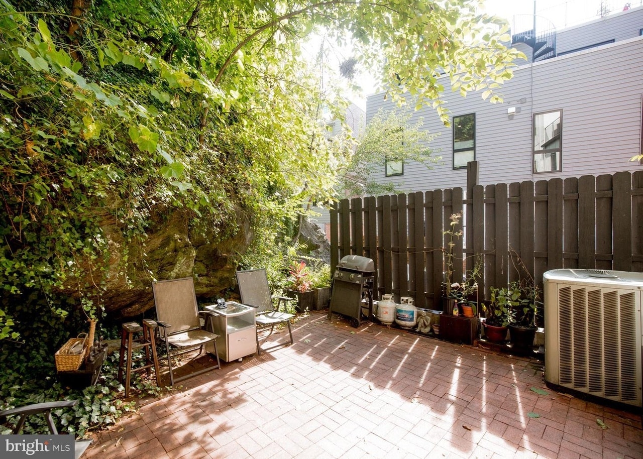 Building Photo - 4513 Silverwood St