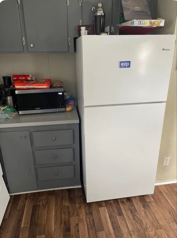 Building Photo - 307 Helen St