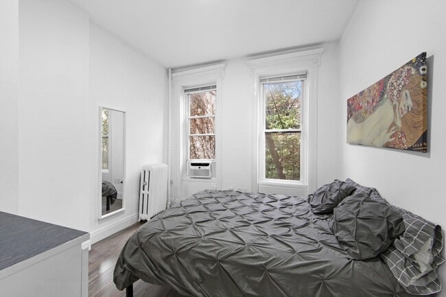 Building Photo - 207 W 136th St
