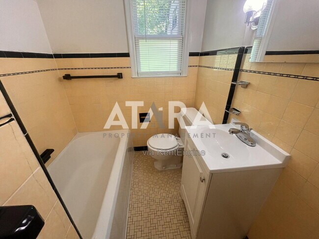 Building Photo - 1143 S 1700 E