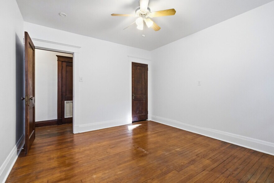Building Photo - 407 Biddle Ave