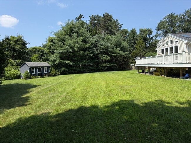 Building Photo - 3 Carpenter Rd